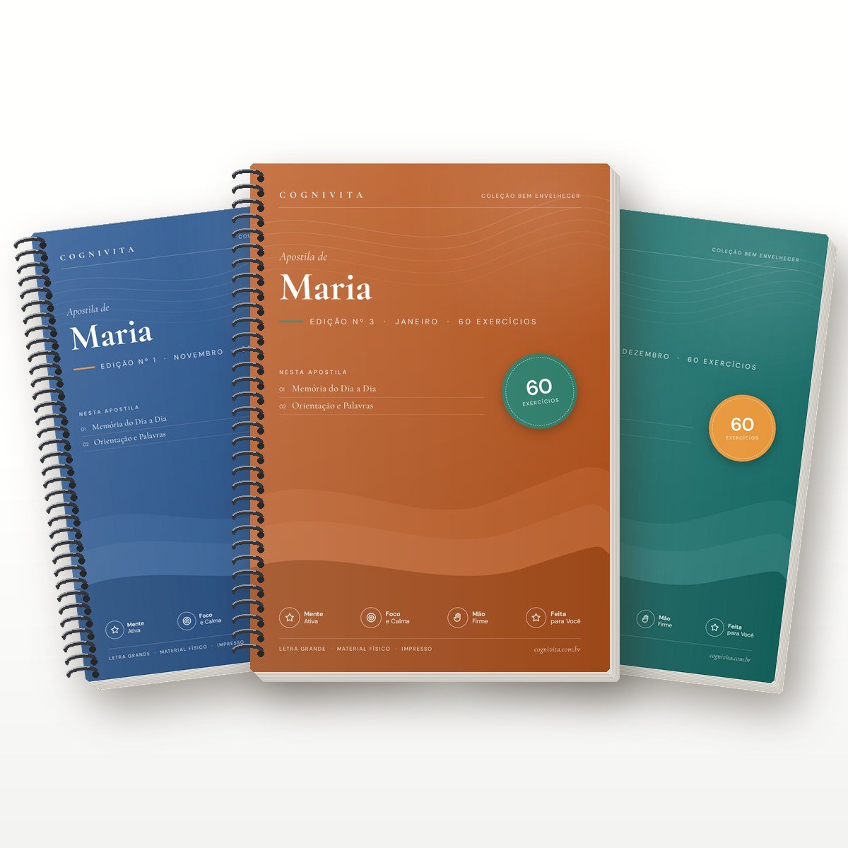 Três edições da apostila de Maria, uma cor por mês: nº 1 azul, nº 2 verde e nº 3 laranja